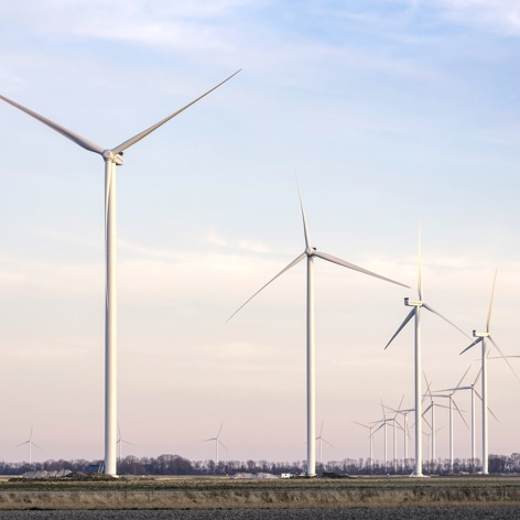 Op deze slide wordt getoond Windpark Wieringermeer JLOUSBERG.