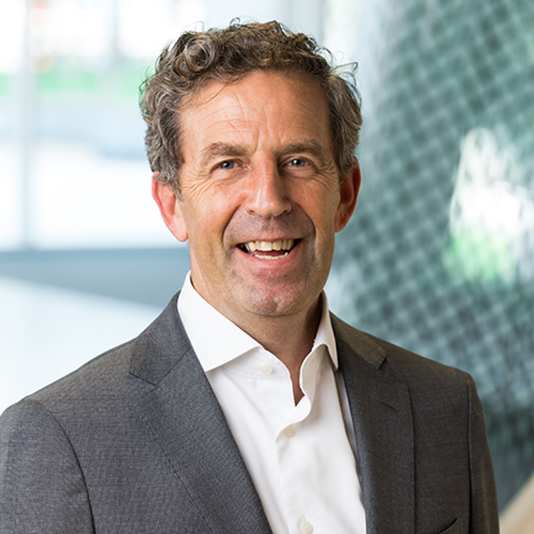 Dit is een foto van Dick van den Oever.