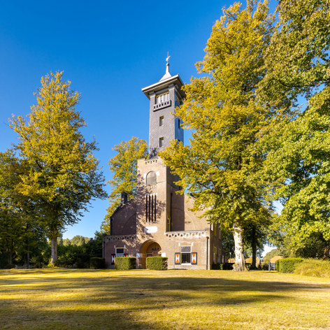 Op deze slide wordt getoond Landgoed De Utrecht, brandtoren.