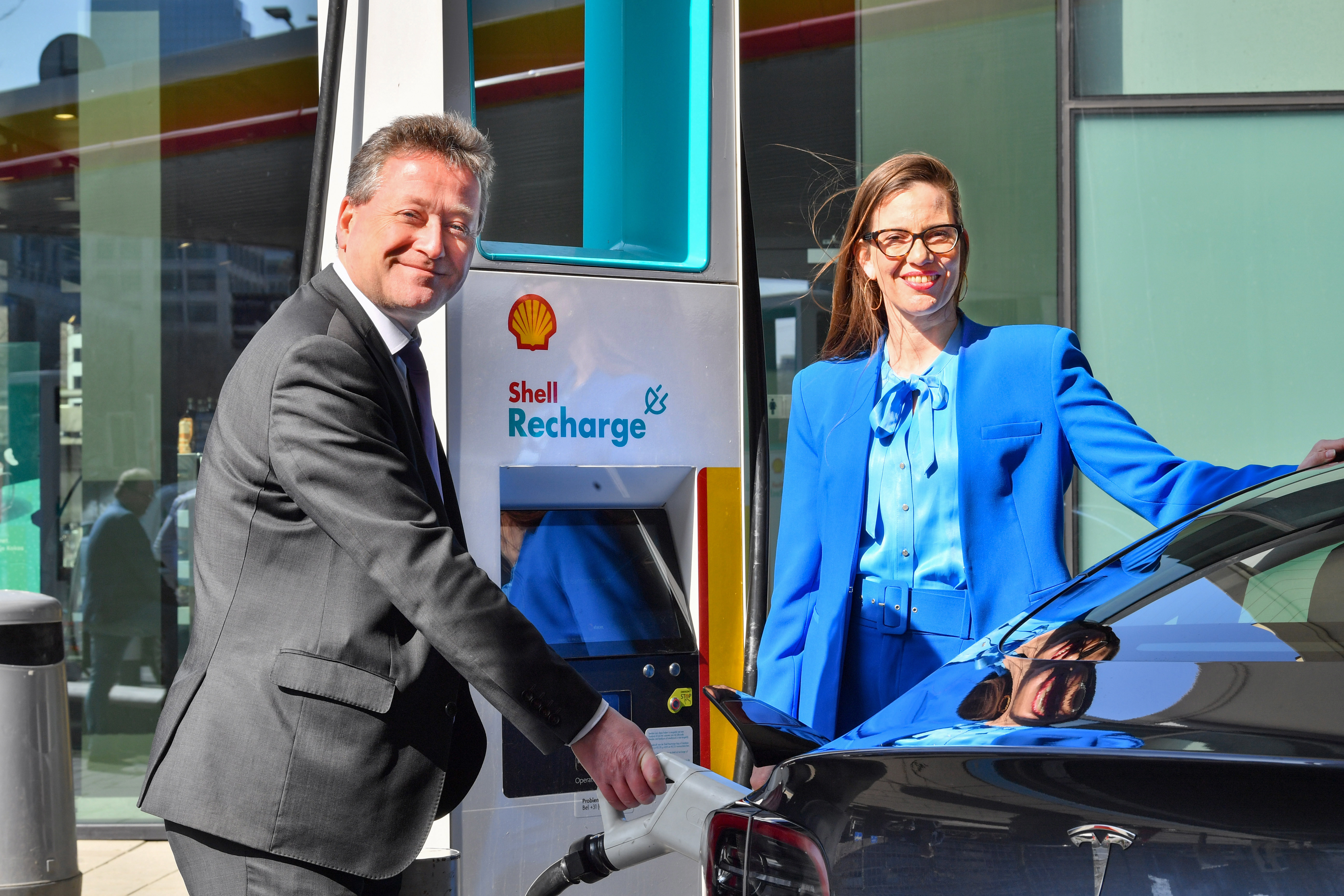 Jeanine Bakx (Shell) Edwin Van De Woestijne (ASR Dutch Prime Retail Fund
