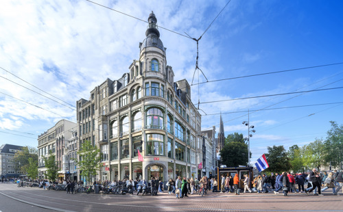 Op deze slide wordt getoond ASR DPRF Koningsplein 2 A'dam Foto Corné Bastiaansen 7615.