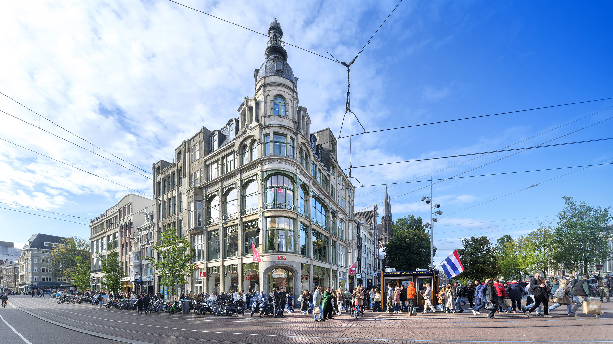 Op deze slide wordt getoond ASR DPRF Koningsplein 2 A'dam Foto Corné Bastiaansen 7615.