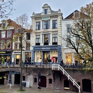 Persbericht: a.s.r. real estate sluit nieuwe huurovereenkomst voor & Other Stories op de Oudegracht in Utrecht