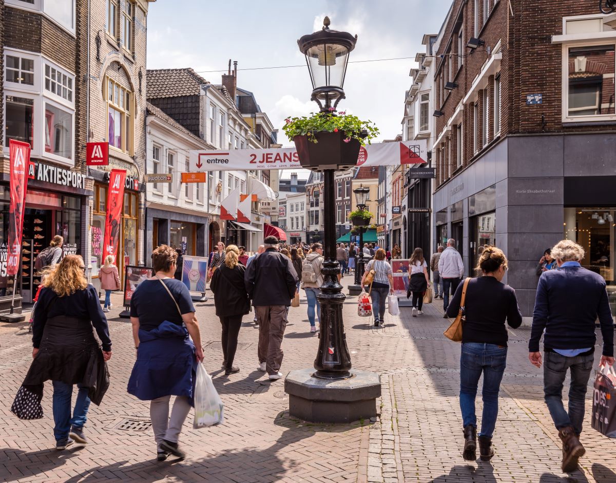 Utrecht, Lange Elisabethstraat, Fotograaf John Verbruggen
